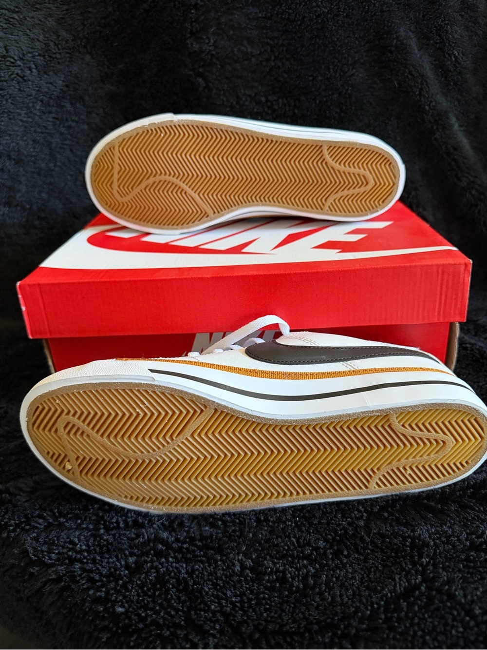 Nike White Sneakers - Picture 2 of 4